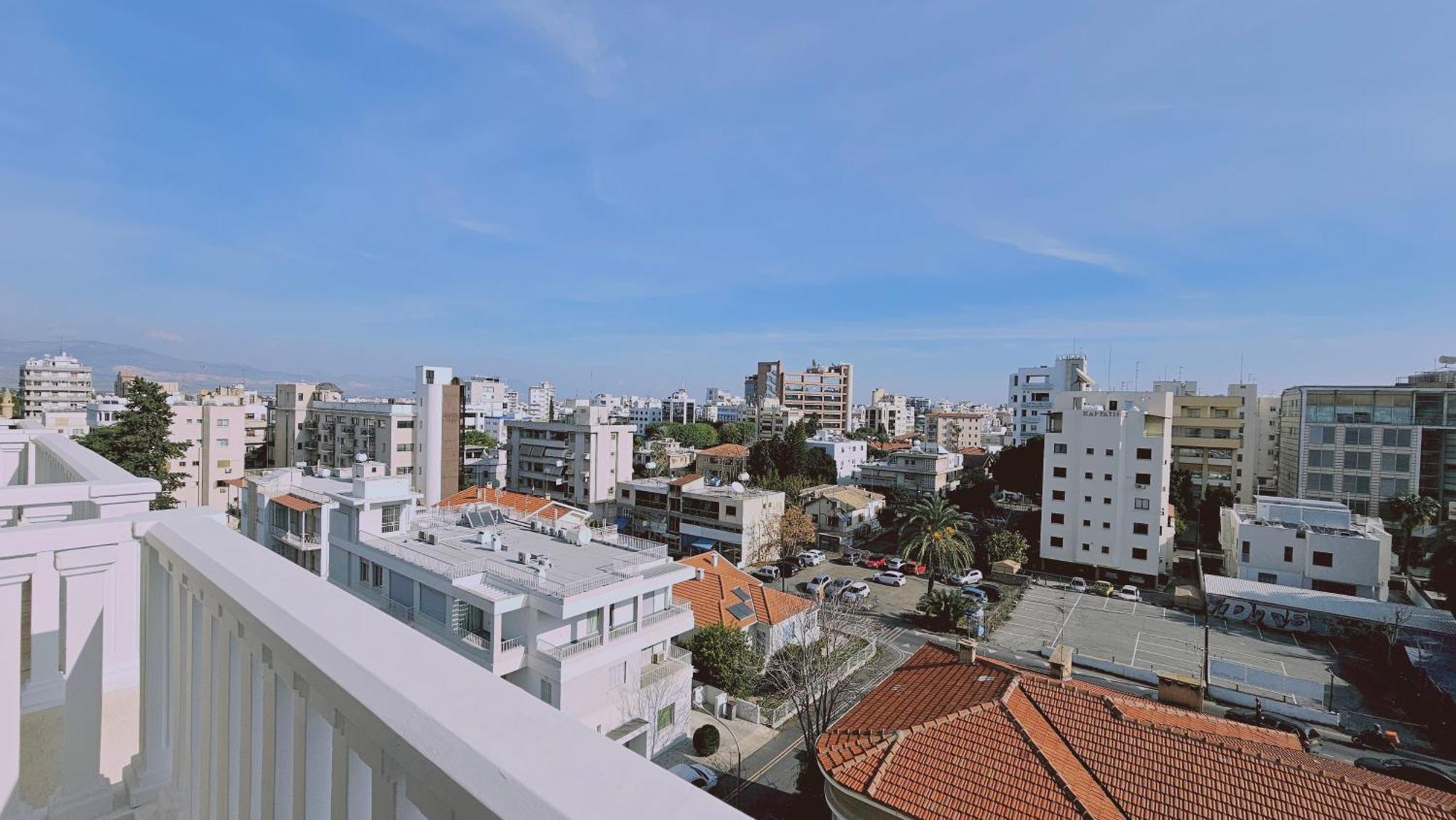 Stay Cosmo City Suites Nicosia Exteriör bild