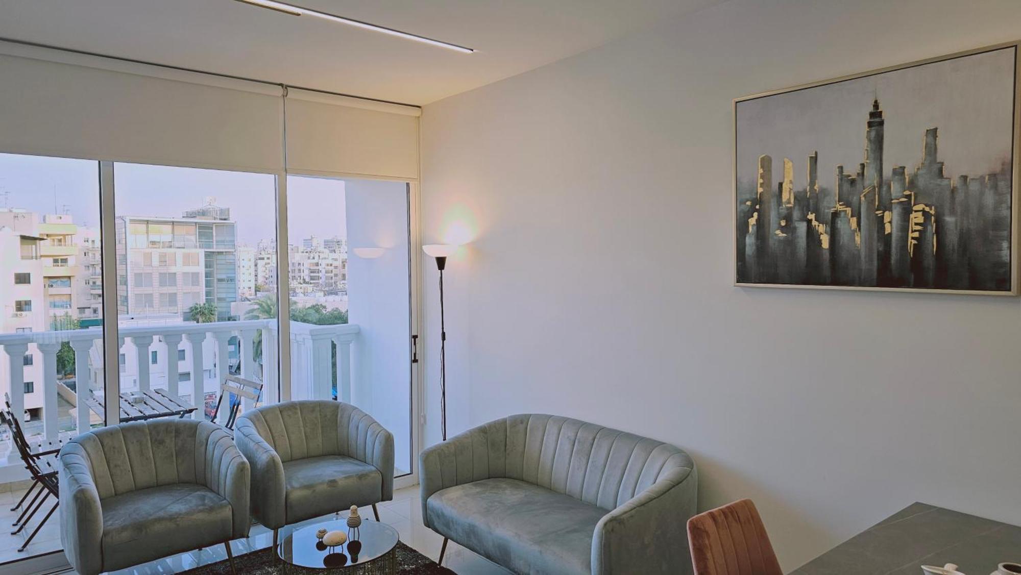 Stay Cosmo City Suites Nicosia Exteriör bild