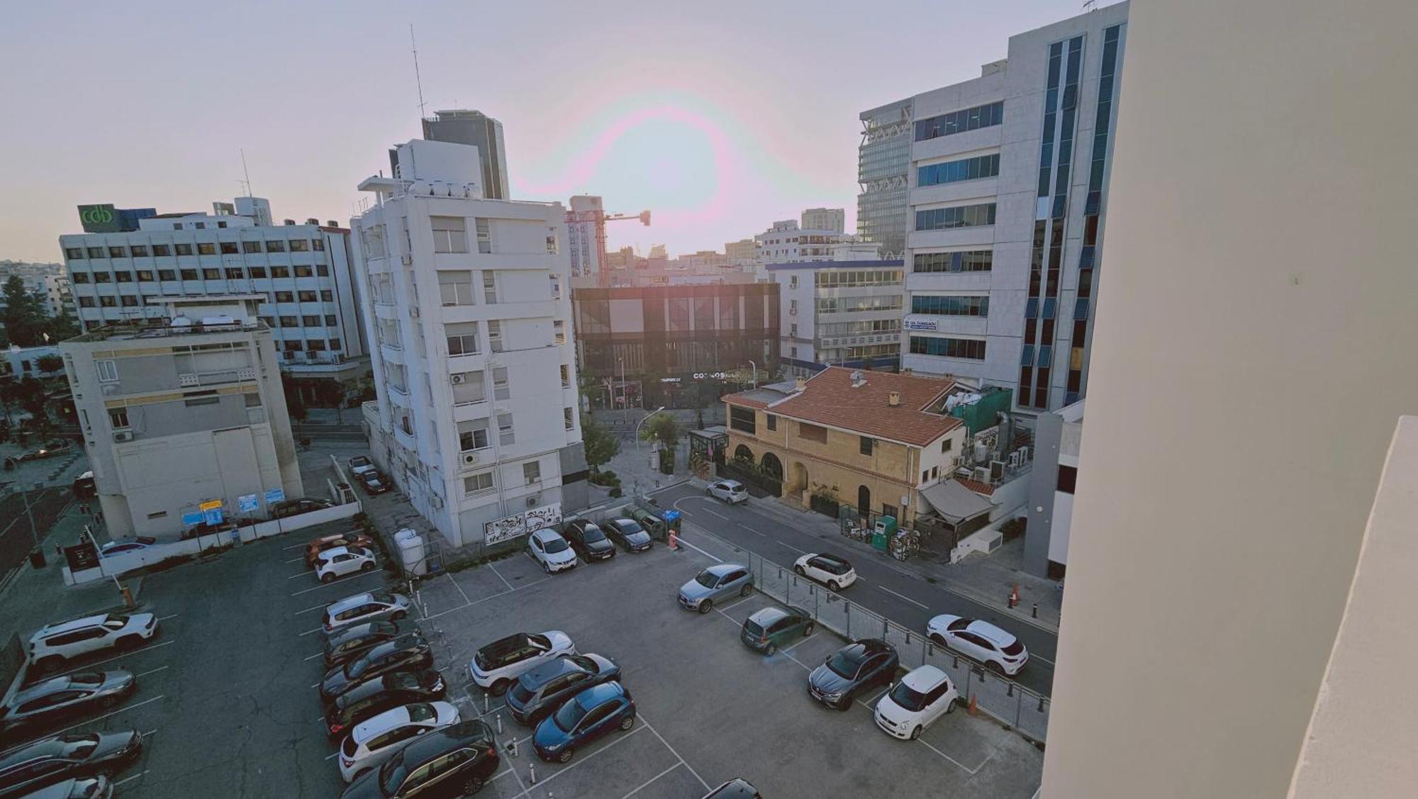 Stay Cosmo City Suites Nicosia Exteriör bild