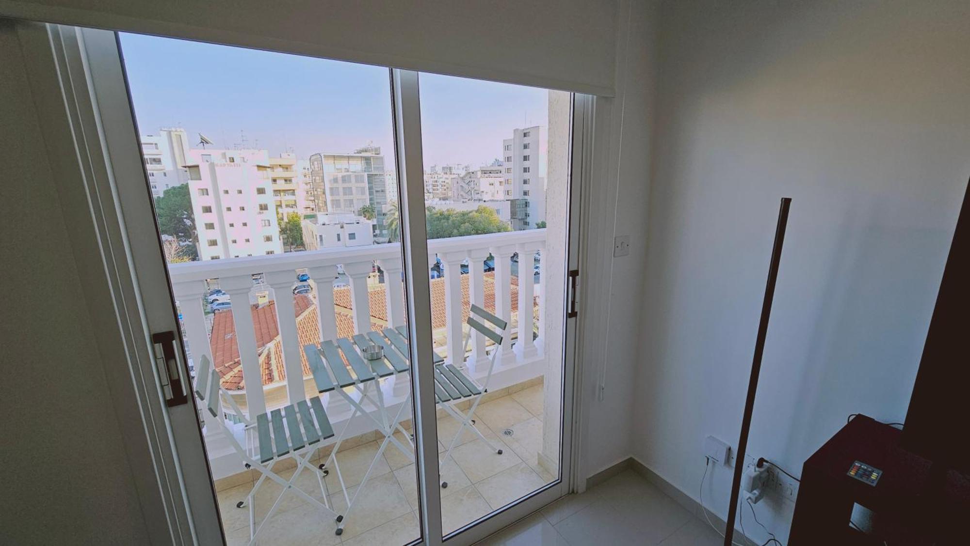 Stay Cosmo City Suites Nicosia Exteriör bild